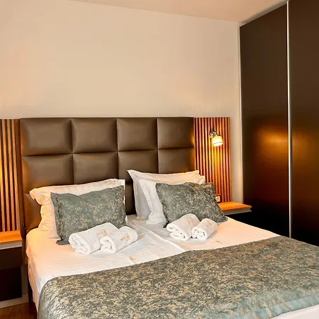 Apartment Onyx Deluxe First Line Sveti Vlas