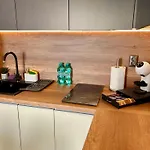 Onyx Deluxe First Line 아파트