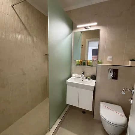 דירה Onyx Deluxe First Line *