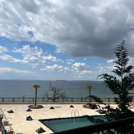 Onyx Deluxe First Line Apartment Sveti Vlas