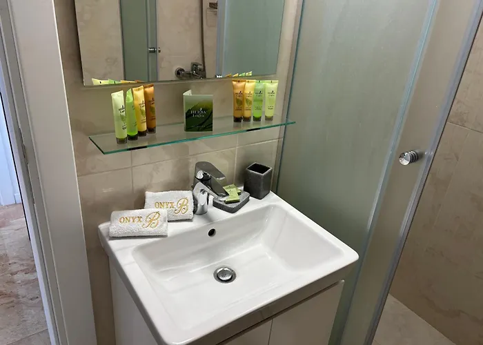 Onyx Deluxe First Line Апартамент