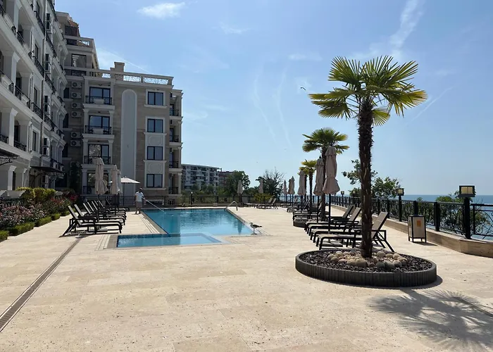 Onyx Deluxe First Line Апартамент Свети Влас