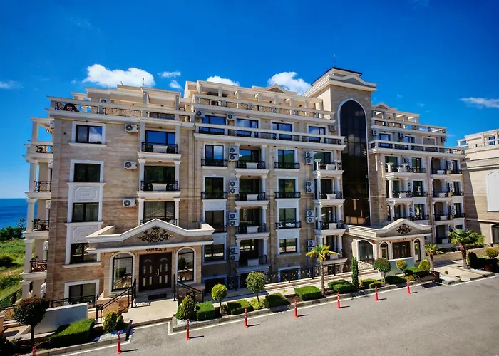 Апартамент Onyx Deluxe First Line