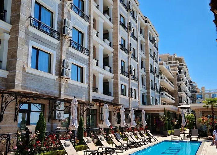 Апартамент Onyx Deluxe First Line Свети Влас